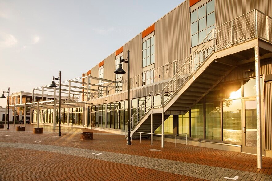 More Photos Of 1640 Meeting Street Rd, Charleston Office For Lease