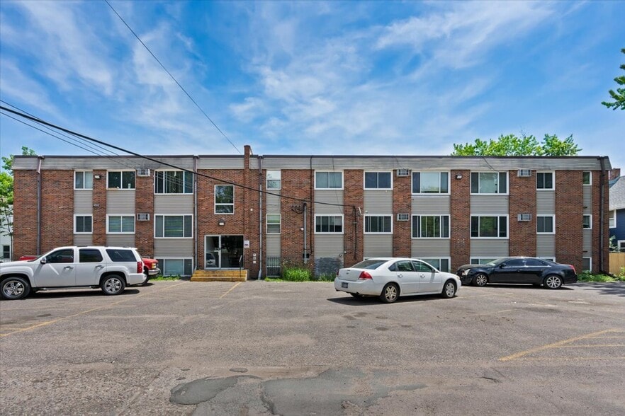 More Photos Of 3520 12th Ave S, Minneapolis Apartments For Sale