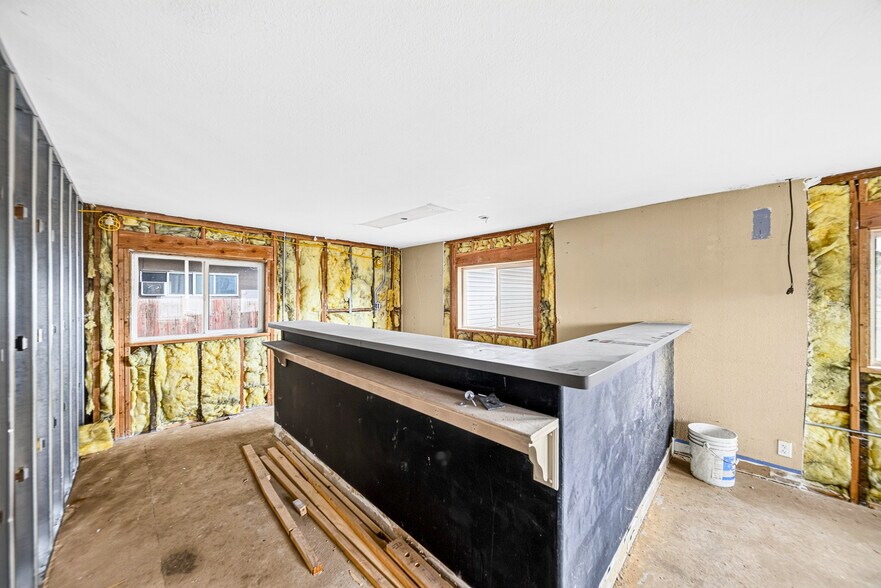 More Photos Of 123 2nd St, Elko Office For Sale