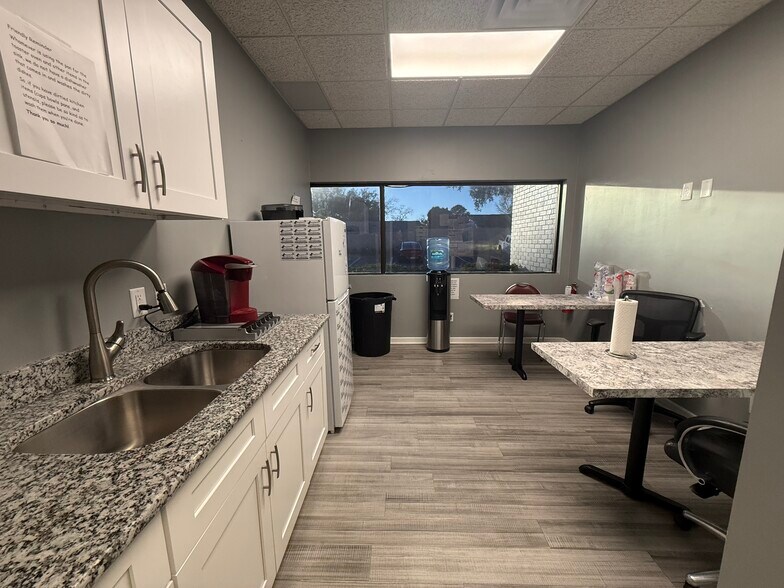 More Photos Of 890 N State Road 434, Altamonte Springs Office For Sale