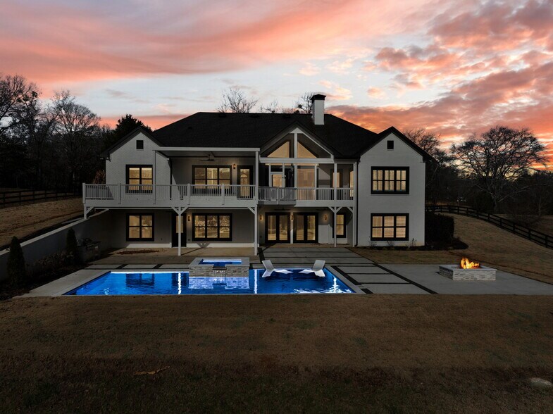 More Photos Of 5651 Old Wilkie Rd, Gainesville Multifamily For Sale