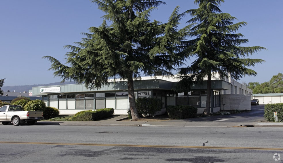 More Photos Of 8505 Church St, Gilroy Light Distribution For Lease