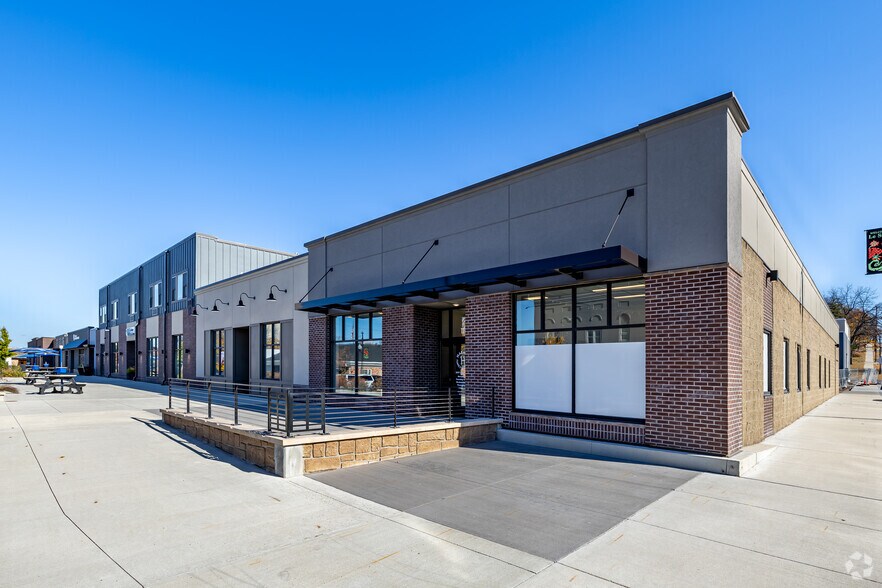 More Photos Of 101 S Main St, Le Sueur Storefront For Lease