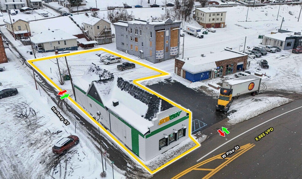Primary Photo Of 822 W Pike St, Clarksburg Fast Food For Sale