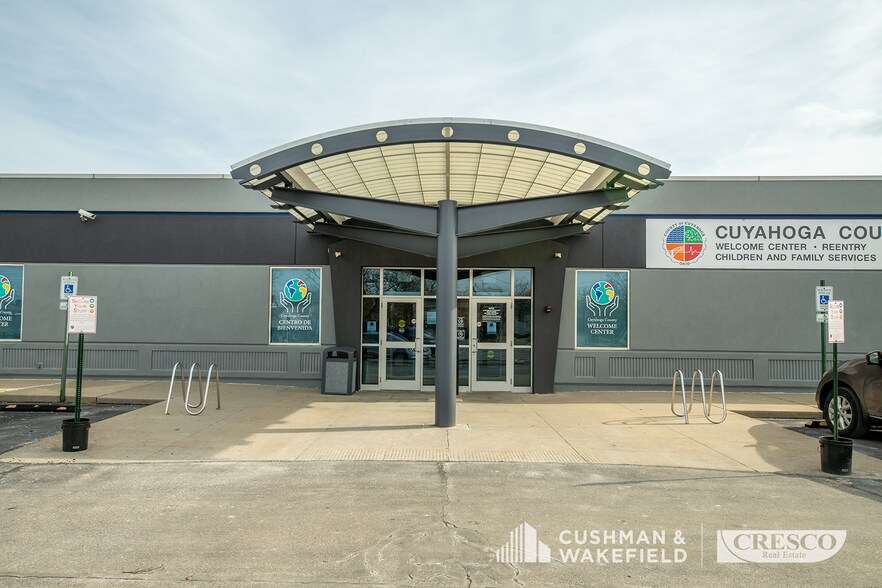 Primary Photo Of 4261 Fulton Pky, Cleveland Office For Sale