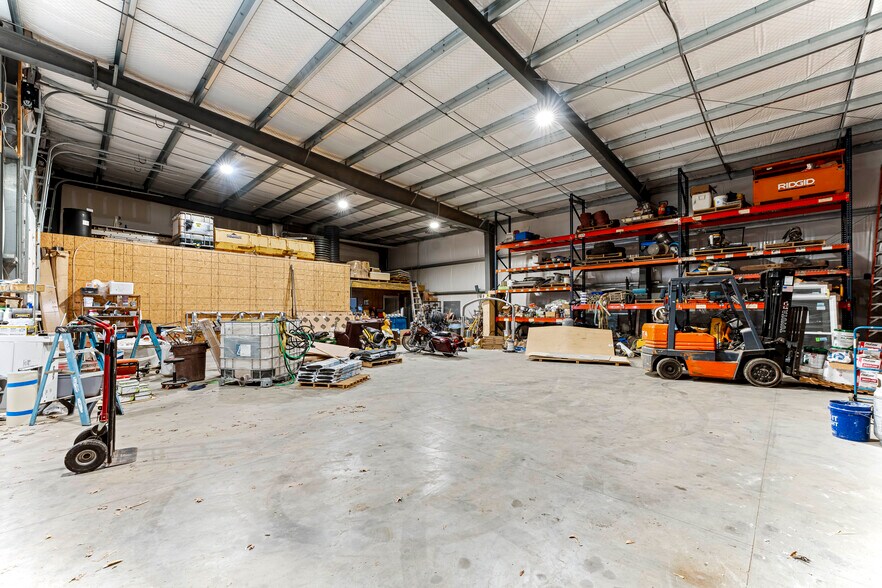 More Photos Of 935 W Cypress St, Kennett Square Flex For Sale