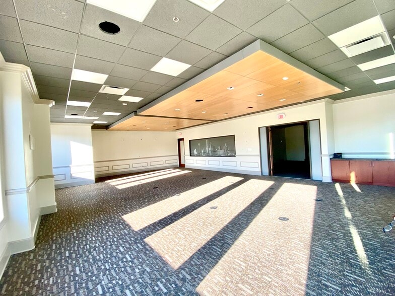 More Photos Of 1040 Texan Trl, Grapevine Medical For Lease