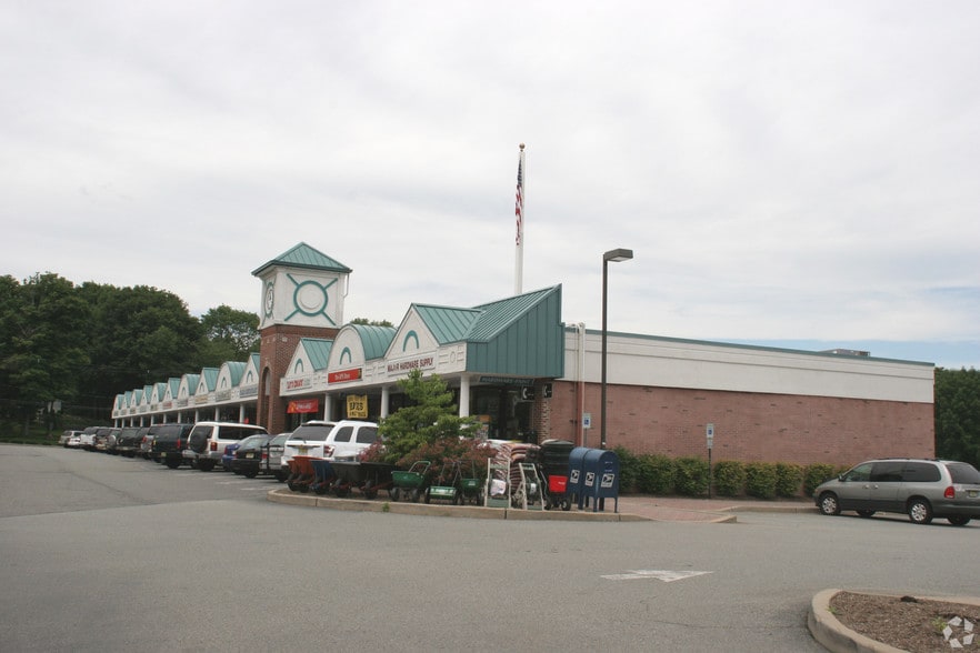 More Photos Of 117-141 Hawkins Pl, Boonton Unknown For Lease