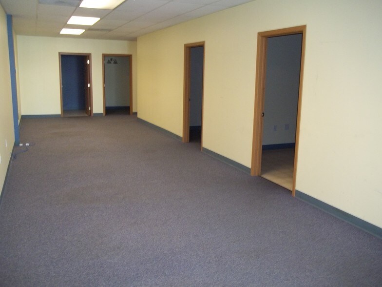 More Photos Of 4510 N Illinois St, Swansea General Retail For Sale