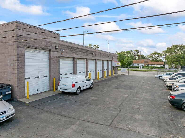More Photos Of 332 E 159th St, Harvey Auto Repair For Sale