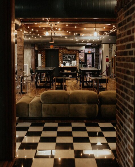 More Photos Of 260 1st Ave S, Saint Petersburg Coworking Space