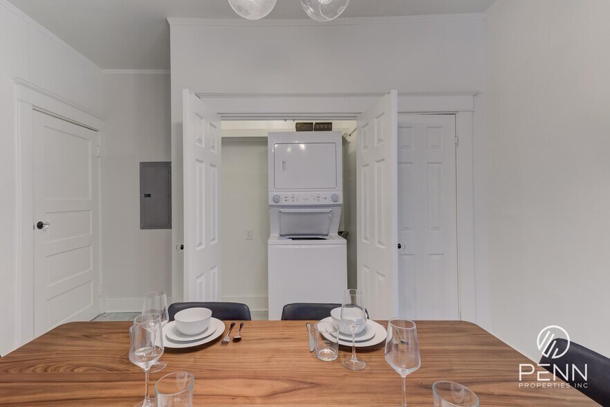 More Photos Of 2033 Young Ave, Memphis Multifamily For Sale