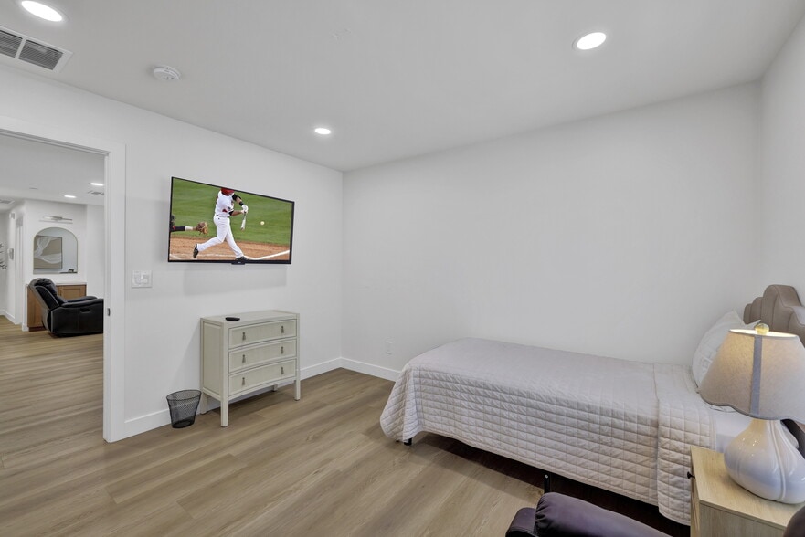 More Photos Of Turnkey Trophy Property RAL Ready, Scottsdale Assisted Living For Sale