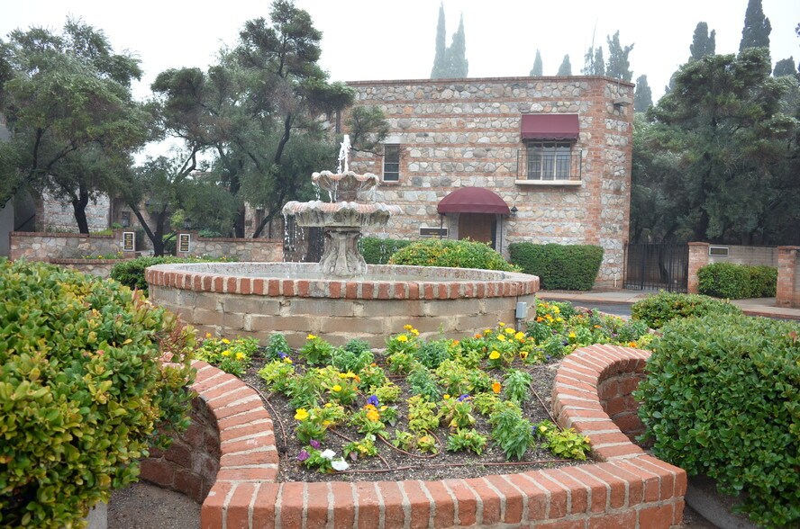 Primary Photo Of 6300 E El Dorado Cir, Tucson Office For Lease