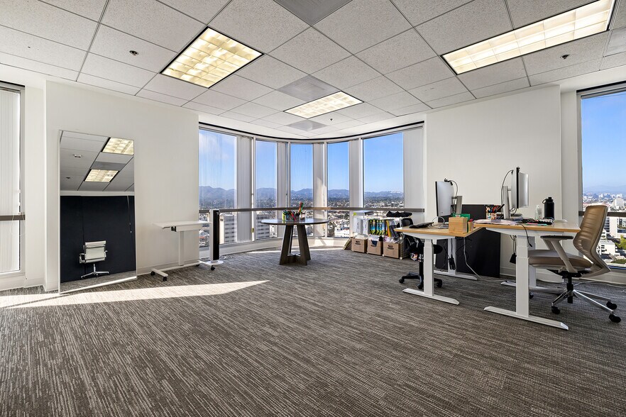 More Photos Of 100 Wilshire Blvd, Santa Monica Office For Lease