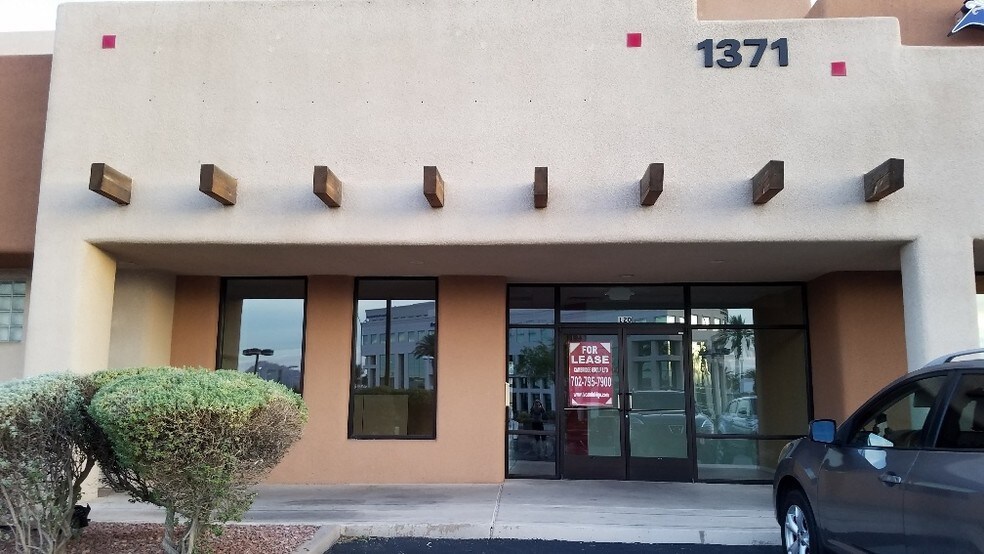 More Photos Of 1371 W Warm Springs Rd, Henderson Storefront For Lease