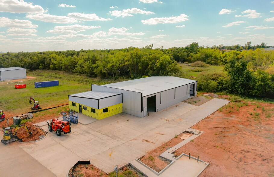 More Photos Of 6785 Prosper, Edmond Industrial For Lease