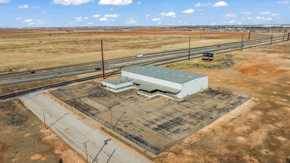 More Photos Of 2307 N Tx-289-loop, Lubbock Truck Terminal For Sale