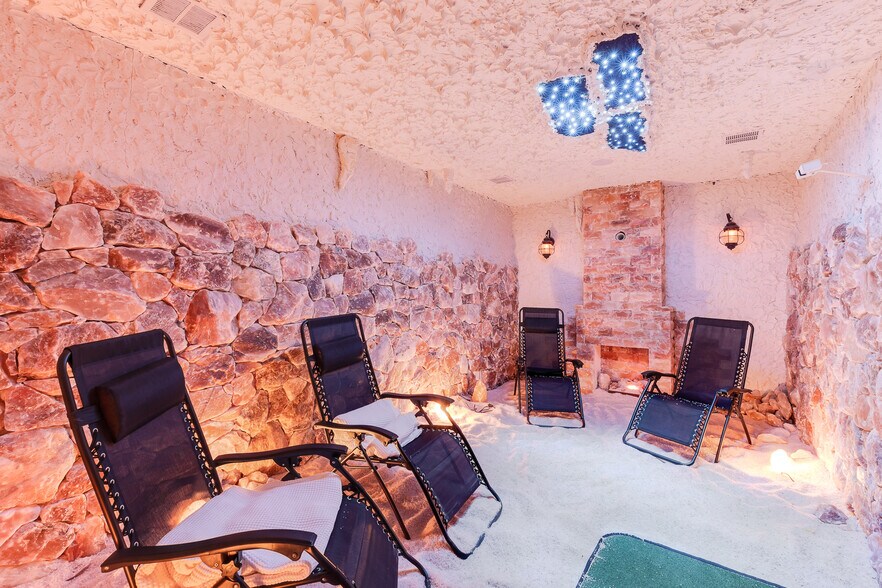 More Photos Of 200 E Eckerson Rd, New City Medical For Lease