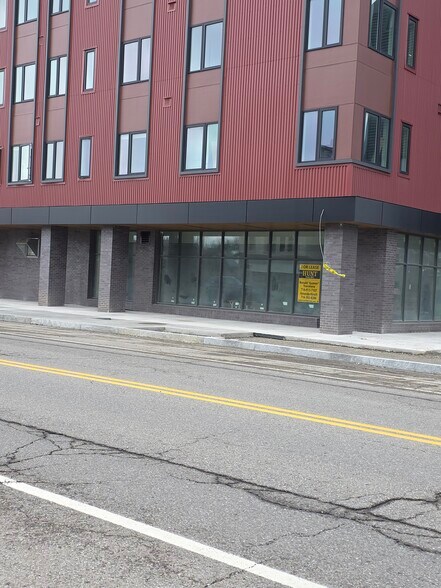 More Photos Of 450 S Park Ave, Buffalo Storefront Retail Residential For Lease