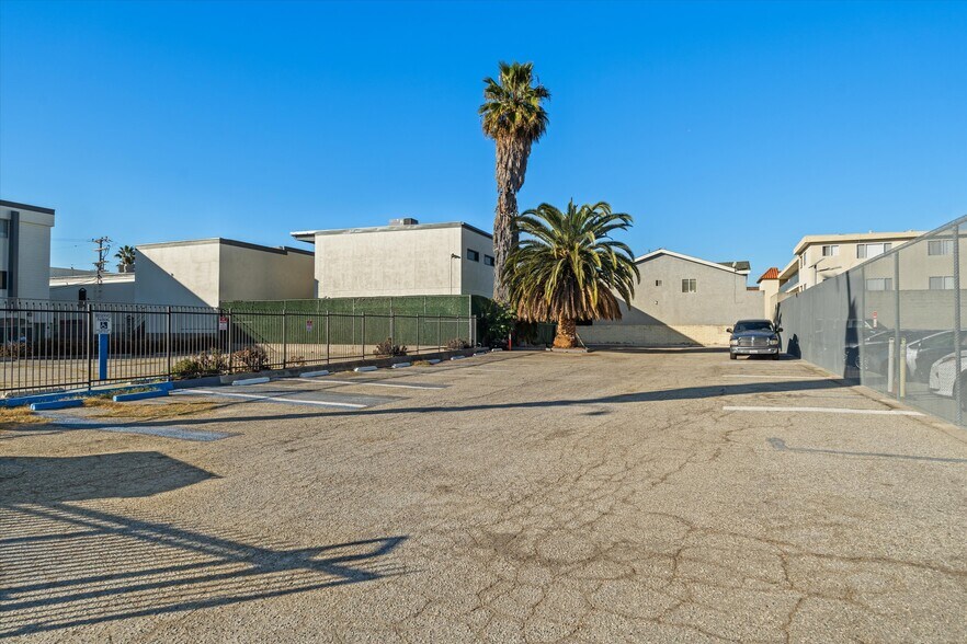 More Photos Of 12321 Hawthorne Blvd, Hawthorne Medical For Sale