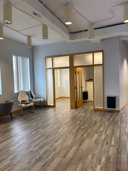 More Photos Of 2720 Superior Dr NW, Rochester Office For Lease