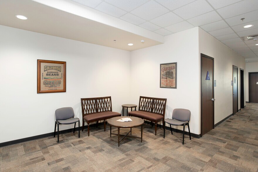 More Photos Of 195 S Broadway St, Orcutt Flex For Lease