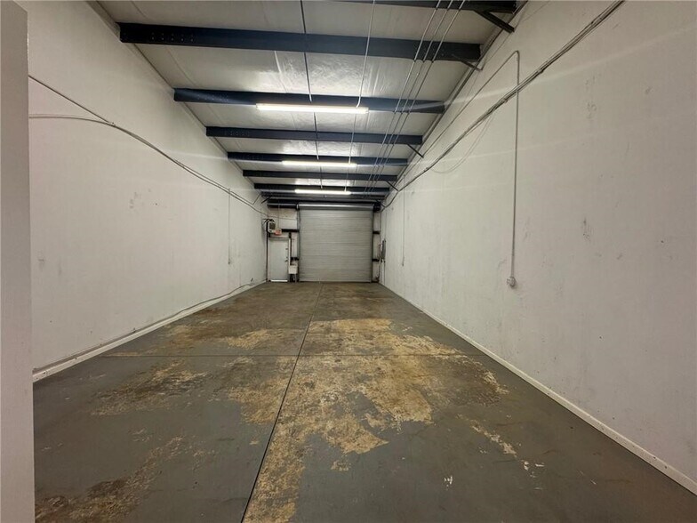 More Photos Of 5215 Palmero Ct, Buford Light Distribution For Lease