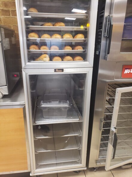 More Photos Of 1860-1868 Centre St, West Roxbury General Retail For Sale