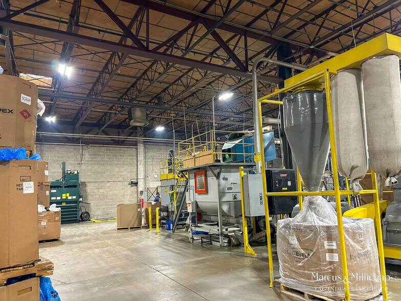 More Photos Of 199 Shepard Ave, Wheeling Warehouse For Sale