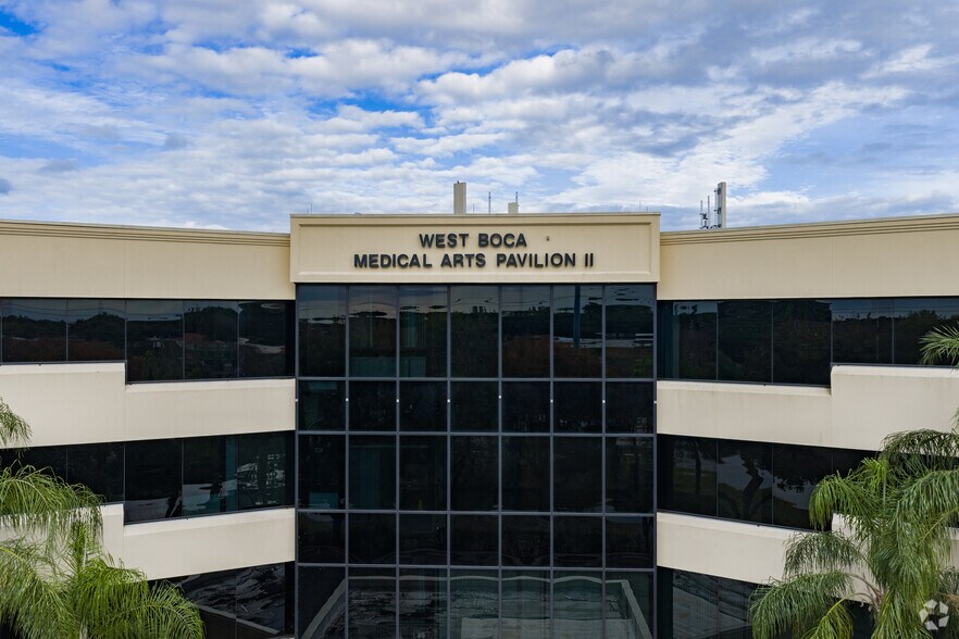 More Photos Of 9970 S Central Park Blvd, Boca Raton Medical For Lease