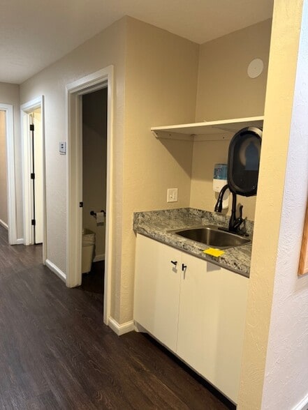 More Photos Of 119 E Main St, Norman General Retail For Lease