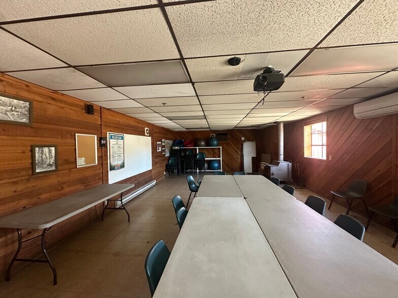 More Photos Of 1192 Pruner Rd, Riddle Land For Sale