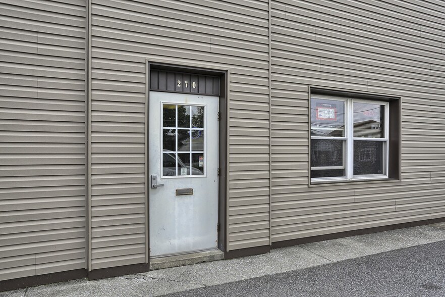 More Photos Of 270 E Lehman St, Lebanon Auto Repair For Sale