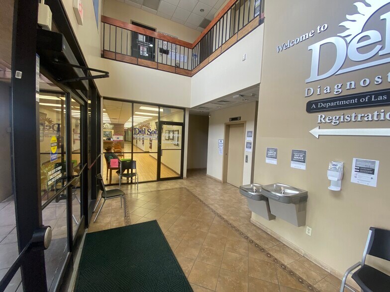 More Photos Of 10420 Vista Del Sol Dr, El Paso Office For Sale