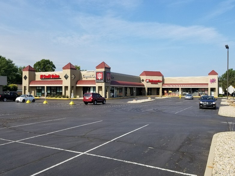 More Photos Of 996 S State Road 135, Greenwood Storefront Retail Office For Sale