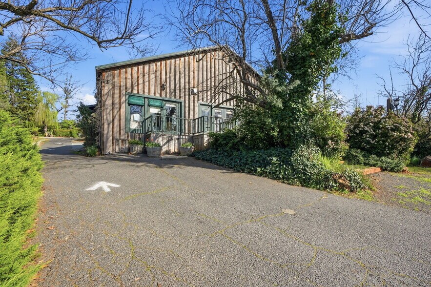 More Photos Of 21645 Parrotts Ferry Rd, Sonora Specialty For Sale