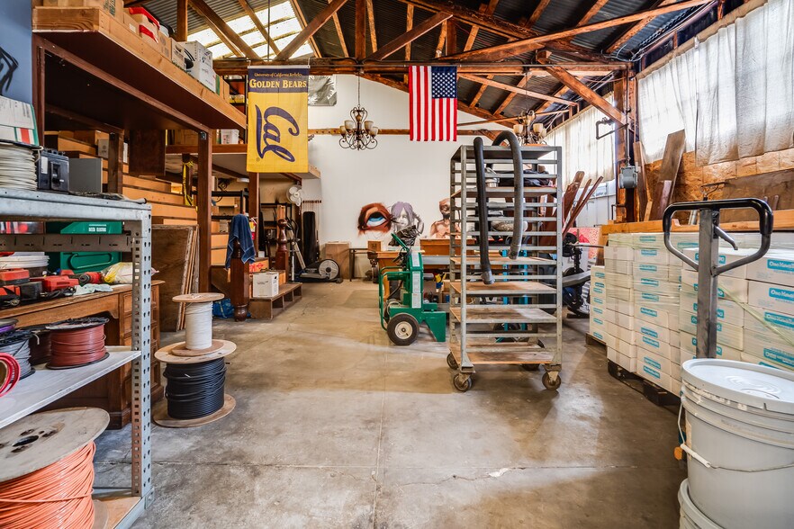 More Photos Of 5526 San Pablo Ave, Oakland Auto Repair For Sale