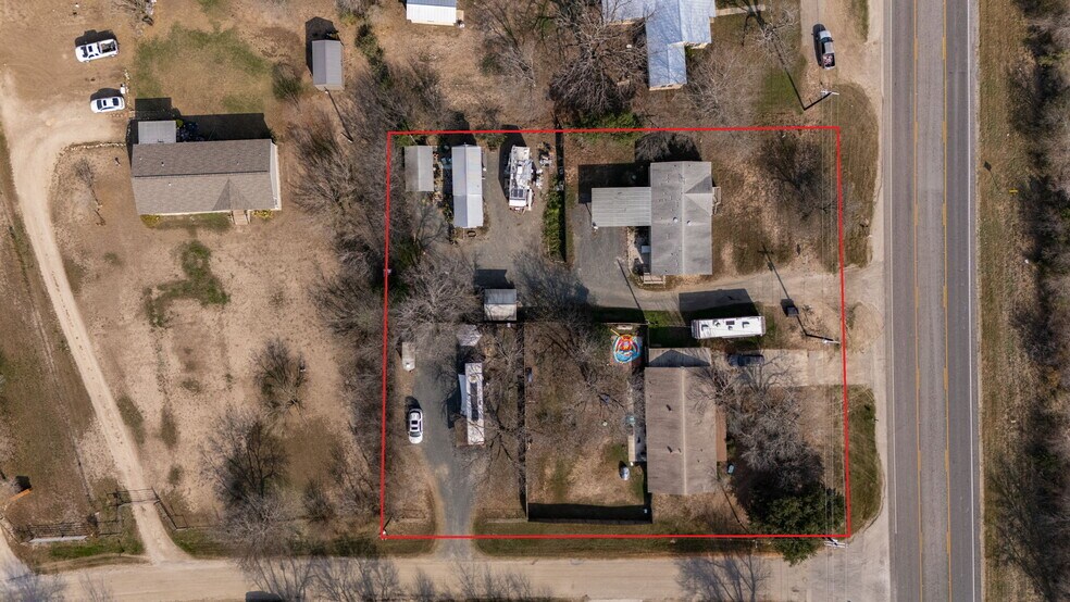 Primary Photo Of 505 TX-173, Hondo Multifamily For Sale