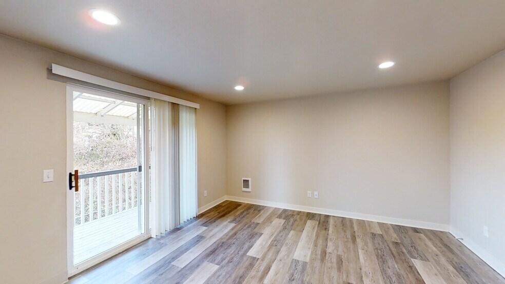 More Photos Of 2301 S 74th St, Tacoma Multifamily For Sale