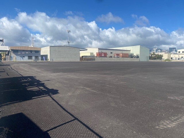 More Photos Of 1040 Makepono St, Honolulu Land For Lease