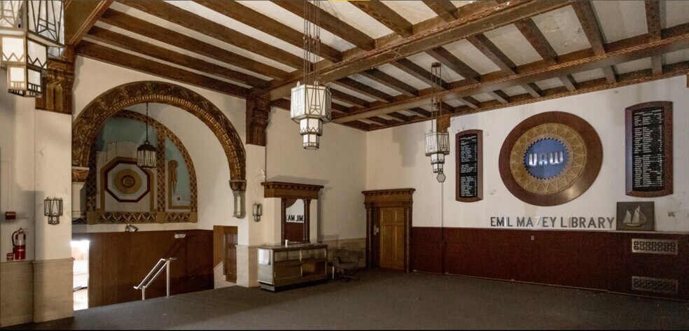 More Photos Of 8701-8735 E Jefferson Ave, Detroit Office Residential For Sale