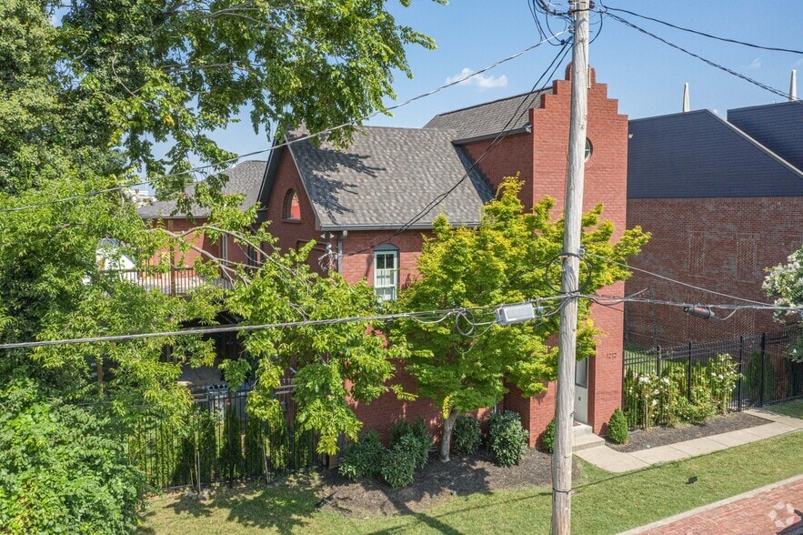 More Photos Of 1212-1214 6th Ave N, Nashville Loft Creative Space For Sale