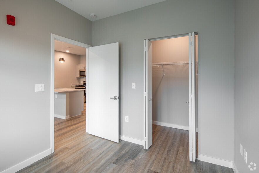 More Photos Of 4040 Travis Dr, Nashville Apartments For Sale