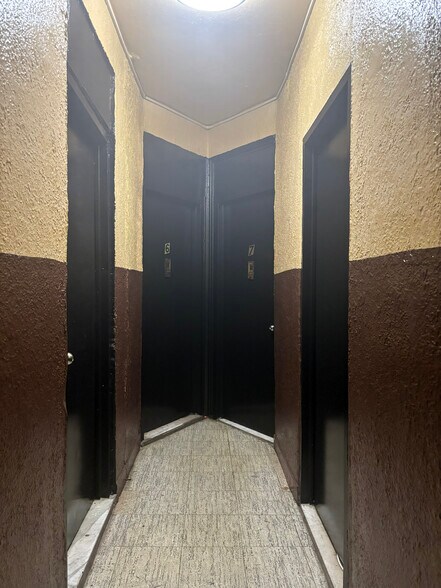 More Photos Of 544 W 49th St, New York Apartments For Sale