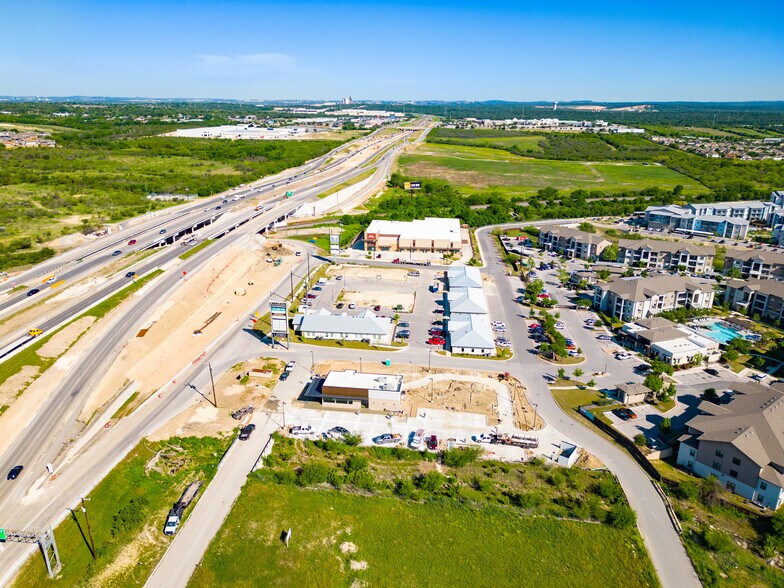 More Photos Of 7323 N Loop 1604 E, San Antonio Office For Sale