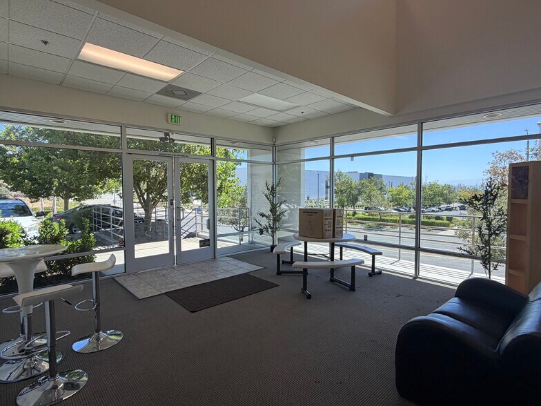 More Photos Of 28720 Witherspoon Pky, Valencia Manufacturing For Lease