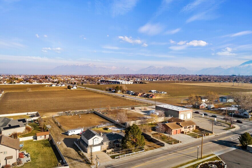 More Photos Of 2016 W 2300 N, Clinton Land For Sale