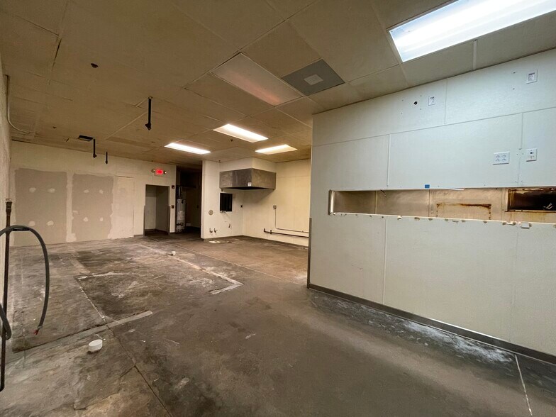 More Photos Of 1209-1279 Main St, Imperial General Retail For Lease