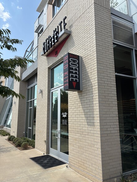 More Photos Of 1401 NE John Deshields Blvd, Bentonville Apartments For Lease
